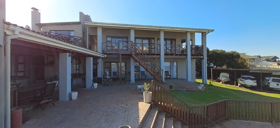  Bedroom Property for Sale in Winterstrand Eastern Cape